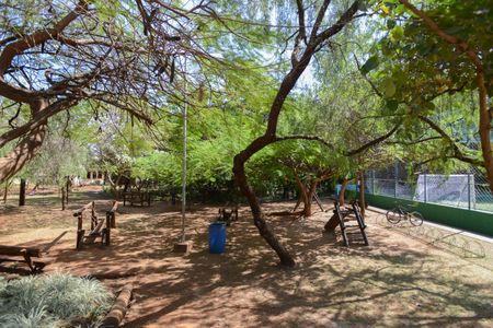 Casa de condomínio para alugar com 100m², 3 quartos e 2 vagasÁrea comum - Playground