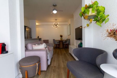 Apartamento à venda com 59m², 2 quartos e 1 vagaVaranda