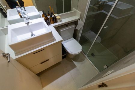 Apartamento à venda com 59m², 2 quartos e 1 vagaBanheiro 2