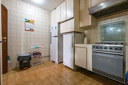 Apartamento à venda com 176m², 2 quartos e 2 vagasCozinha