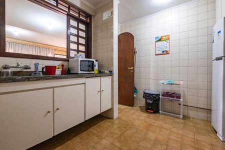 Apartamento à venda com 176m², 2 quartos e 2 vagasCozinha