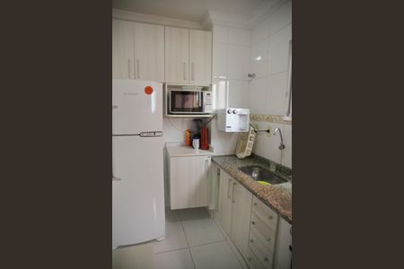 Apartamento à venda com 54m², 2 quartos e 1 vagaCozinha
