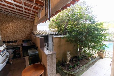 Casa à venda com 371m², 7 quartos e 4 vagasVista da Suíte 1