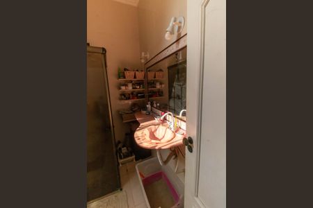 Casa à venda com 371m², 7 quartos e 4 vagasBanheiro da Suíte 3