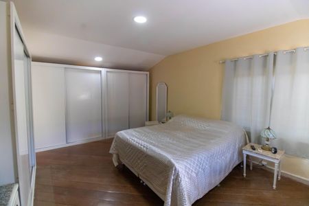 Casa à venda com 371m², 7 quartos e 4 vagasSuíte 2