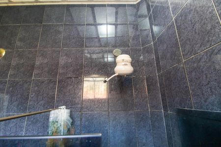 Casa à venda com 371m², 7 quartos e 4 vagasBanheiro da Suíte 5