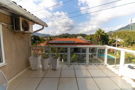 Casa à venda com 371m², 7 quartos e 4 vagasVaranda da Sala 2