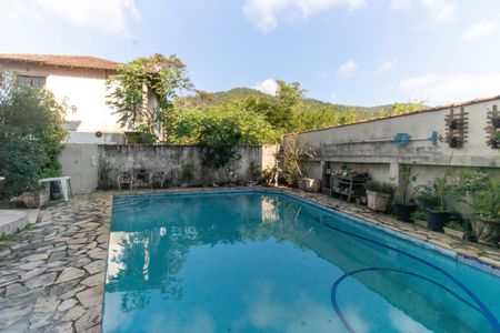 Casa à venda com 371m², 7 quartos e 4 vagasÁrea externa