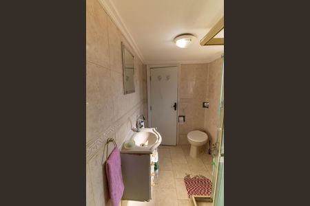 Casa à venda com 371m², 7 quartos e 4 vagasBanheiro da Suíte 2