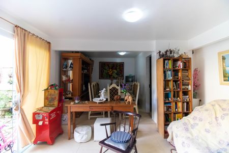 Casa à venda com 371m², 7 quartos e 4 vagasÁrea externa