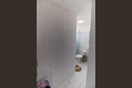 Casa à venda com 371m², 7 quartos e 4 vagasCasa 2 Banheiro da Suíte 2