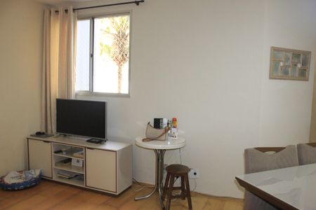 Sala de apartamento à venda com 2 quartos, 57m² em Jardim Terezopolis, Guarulhos