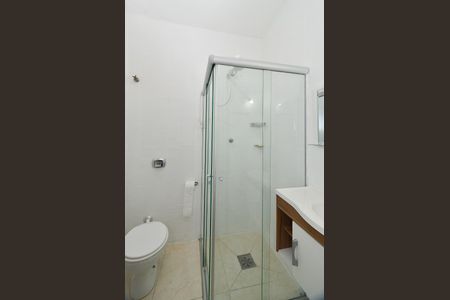 Banheiro suite de apartamento para alugar com 1 quarto, 27m² em Centro, Belo Horizonte