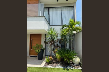 Casa de condomínio à venda com 360m², 4 quartos e 2 vagasÁrea Externa