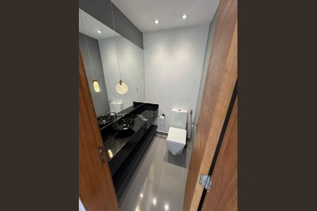 Casa de condomínio à venda com 360m², 4 quartos e 2 vagasLavabo 1