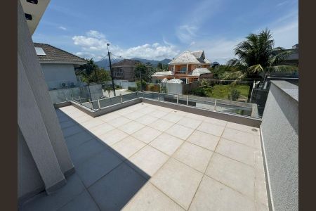 Casa de condomínio à venda com 360m², 4 quartos e 2 vagasÁrea Externa