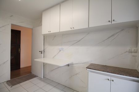 Apartamento para alugar com 80m², 3 quartos e 1 vagaCozinha 
