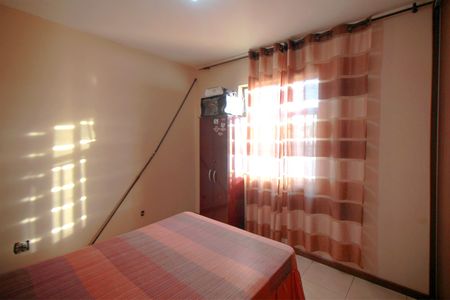 Quarto 1 de apartamento à venda com 2 quartos, 60m² em Floresta, Belo Horizonte