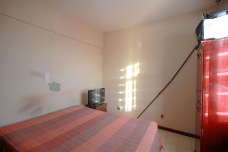 Quarto 1 de apartamento à venda com 2 quartos, 60m² em Floresta, Belo Horizonte