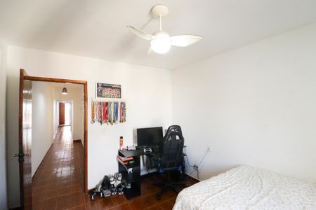 Casa à venda com 233m², 4 quartos e 1 vagaQuarto 1