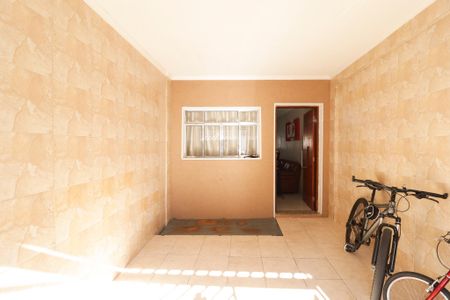 Casa à venda com 233m², 4 quartos e 1 vagaGaragem