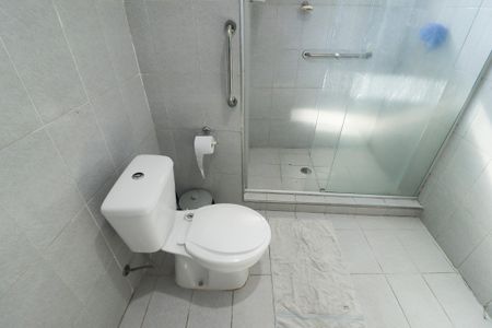 Casa à venda com 233m², 4 quartos e 1 vagaBanheiro da Suíte