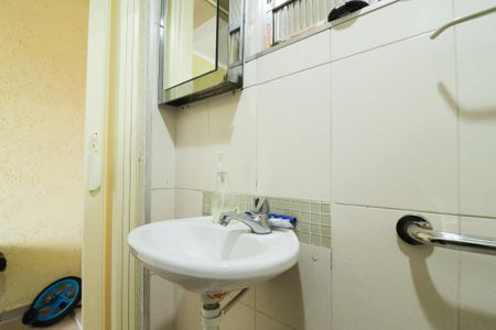 Casa à venda com 233m², 4 quartos e 1 vagaBanheiro de Serviço