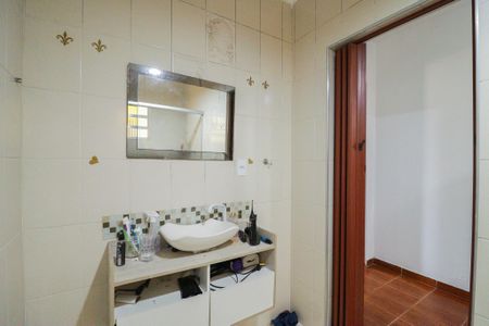 Casa à venda com 233m², 4 quartos e 1 vagaBanheiro Social