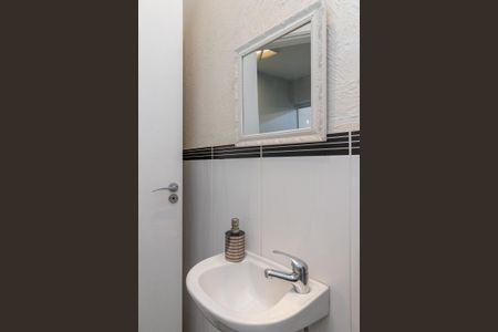 Lavabo de casa à venda com 3 quartos, 102m² em Vila Granada, São Paulo