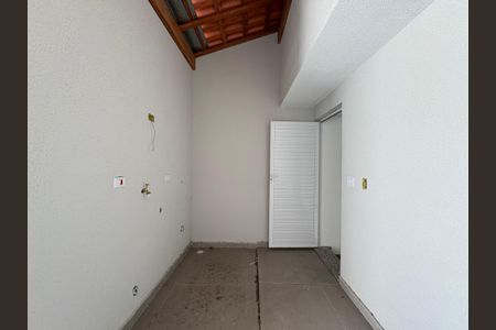 Apartamento à venda com 100m², 2 quartos e 1 vaga Apartamento à venda com 100m², 2 quartos e 1 vagaLavanderia