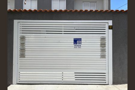 Apartamento à venda com 100m², 2 quartos e 1 vaga Apartamento à venda com 100m², 2 quartos e 1 vagaFachada