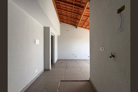 Apartamento à venda com 100m², 2 quartos e 1 vaga Apartamento à venda com 100m², 2 quartos e 1 vagaLavanderia