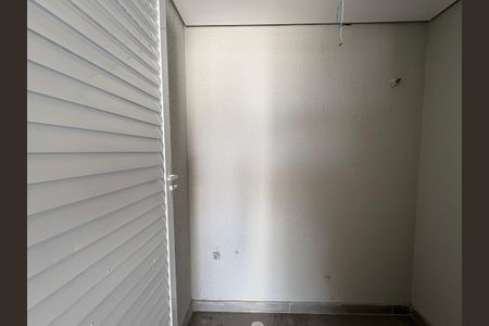 Apartamento à venda com 100m², 2 quartos e 1 vaga Apartamento à venda com 100m², 2 quartos e 1 vagaLavabo