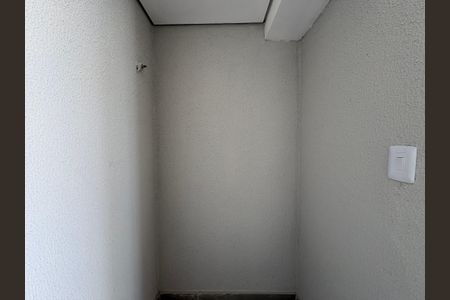 Apartamento à venda com 100m², 2 quartos e 1 vaga Apartamento à venda com 100m², 2 quartos e 1 vagaLavabo