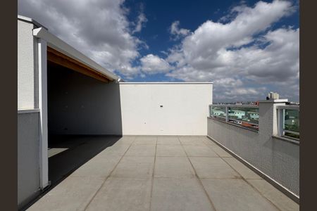 Apartamento à venda com 100m², 2 quartos e 1 vaga Apartamento à venda com 100m², 2 quartos e 1 vagaCobertura