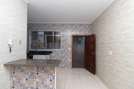 Casa à venda com 216m², 3 quartos e 2 vagasCozinha