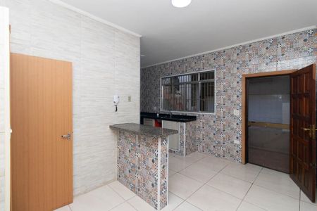 Casa à venda com 216m², 3 quartos e 2 vagasCozinha