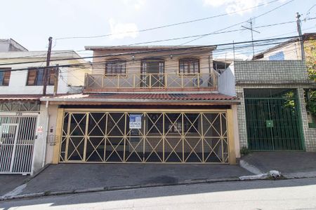 Casa à venda com 216m², 3 quartos e 2 vagasFachada