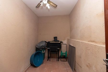 Casa à venda com 216m², 3 quartos e 2 vagasQuarto de Serviço