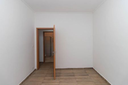 Casa à venda com 216m², 3 quartos e 2 vagasQuarto 1