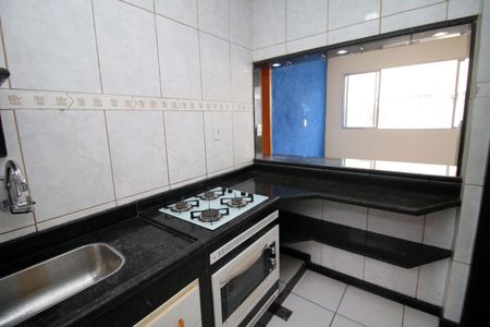 Apartamento à venda com 55m², 2 quartos e 1 vagaCozinha
