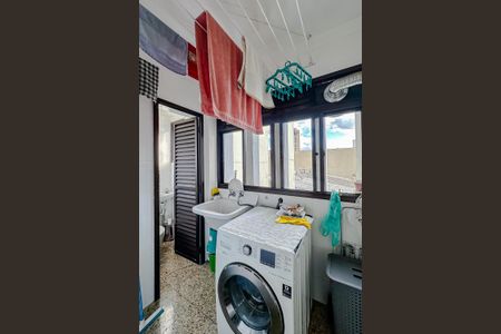 Apartamento à venda com 83m², 3 quartos e 2 vagasÁrea de Serviço