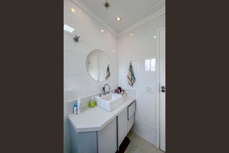 Apartamento à venda com 83m², 3 quartos e 2 vagasBanheiro da Suíte