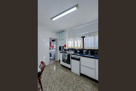 Apartamento à venda com 83m², 3 quartos e 2 vagasCozinha