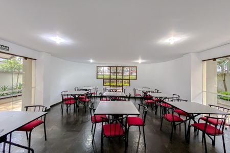 Apartamento à venda com 83m², 3 quartos e 2 vagasÁrea comum - Salão de festas