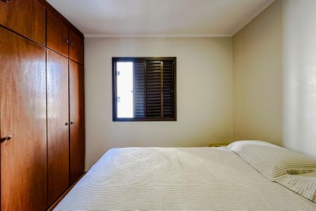 Apartamento à venda com 83m², 3 quartos e 2 vagasQuarto 2
