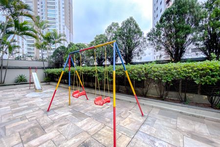 Apartamento à venda com 83m², 3 quartos e 2 vagasÁrea comum - Playground