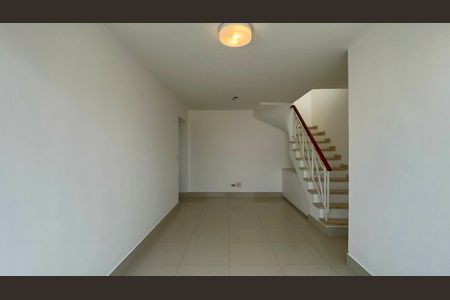 Sala de apartamento para alugar com 2 quartos, 140m² em Vila Madalena, São Paulo