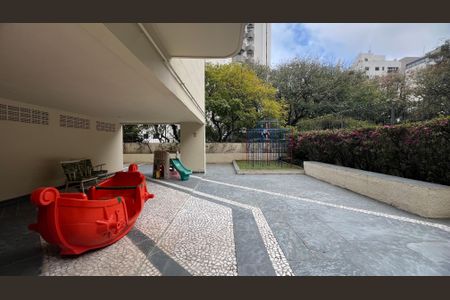 Apartamento para alugar com 140m², 2 quartos e 2 vagas Apartamento para alugar com 140m², 2 quartos e 2 vagasPlayground