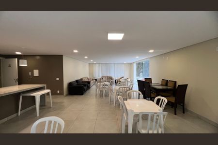 Apartamento para alugar com 140m², 2 quartos e 2 vagas Apartamento para alugar com 140m², 2 quartos e 2 vagasÁrea comum - Salão de festas